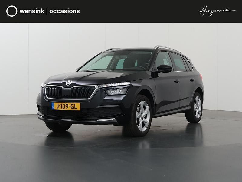 Zwart Gebruikt 2020 Skoda Kamiq Ambition SUV | € 17.830 (Eerlijke prijs) - Afbeelding 1/4
