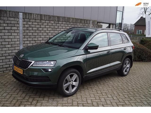 Groen Occasion 2019 Skoda Karoq SportLine SUV | € 22.850 (Super prijs) - Afbeelding 1/4