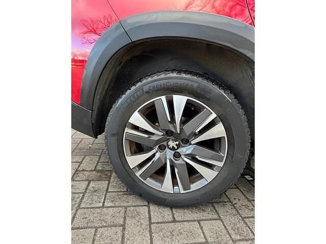 Occasion Peugeot 2008 Allure 110 PK (80 kW) 2016 Rood (metallic) SUV