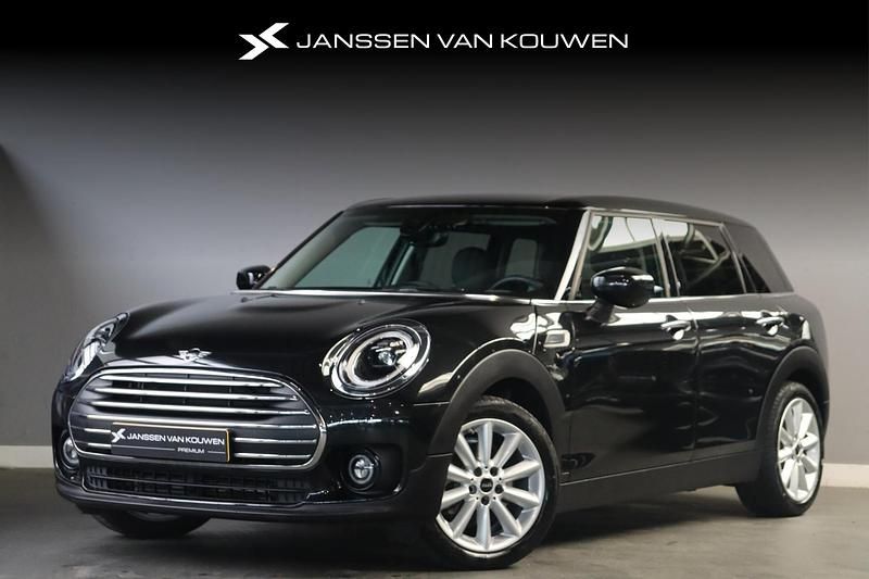 Zwart Gebruikt 2023 Mini Cooper Clubman Classic Stationwagen | € 27.885 (Eerlijke prijs) - Afbeelding 1/4