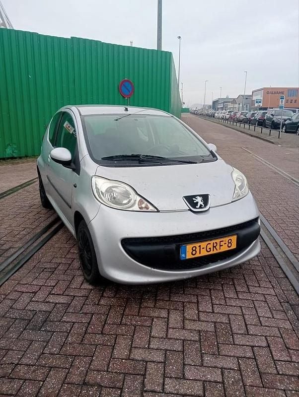 Occasion 2008 Peugeot 107 Hatchback | € 1.250 (Goede deal) - Afbeelding 1/4
