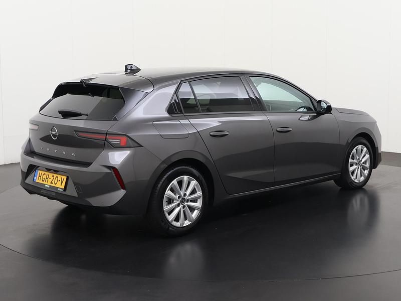Occasion Opel Astra Business Edition 2025 Grijs Hatchback