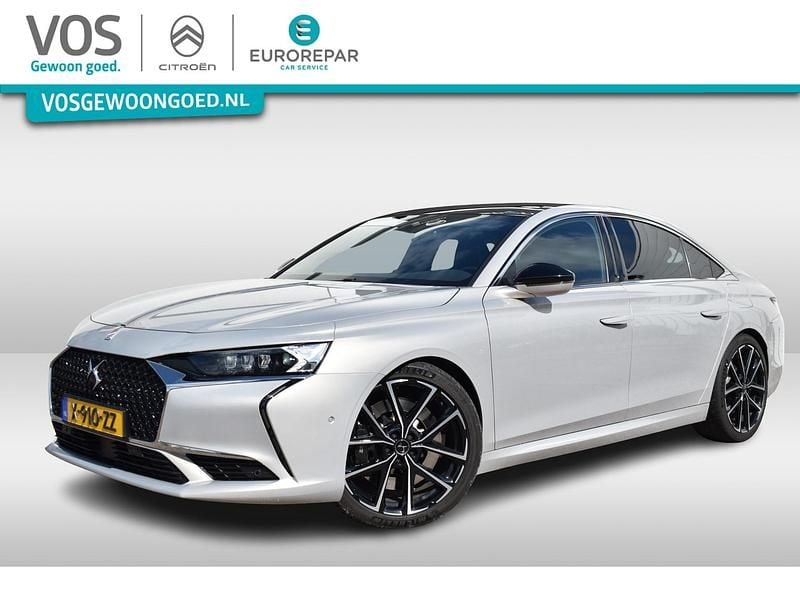 Grijs, metallic lak Gebruikt 2024 DS Automobiles DS9 Rivoli Plus Sedan | € 56.895 - Afbeelding 1/4