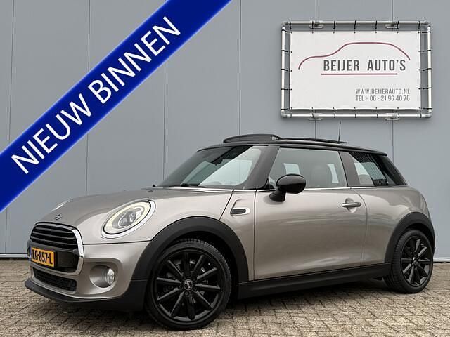 Grijs Occasion 2016 Mini Cooper Hatchback | € 11.495 (Super prijs) - Afbeelding 1/4