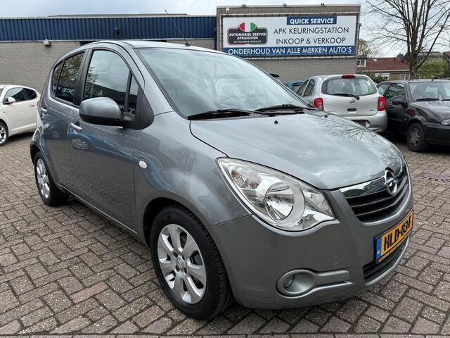 Occasion Opel Agila Edition 86 PK (63 kW) 2010 Grijs Hatchback