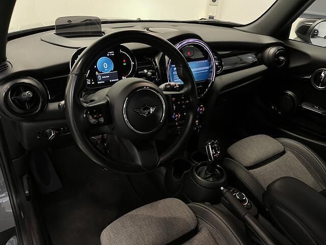 Occasion Mini Cooper Business 136 PK (100 kW) 2021 Grijs Hatchback