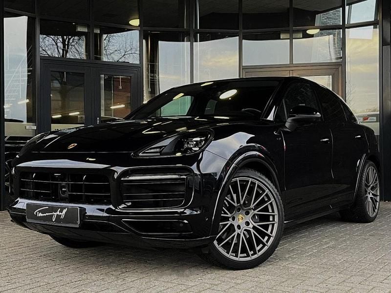 Zwart Occasion 2021 Porsche Cayenne Coupe Sport Coupé | € 59.995 - Afbeelding 1/4