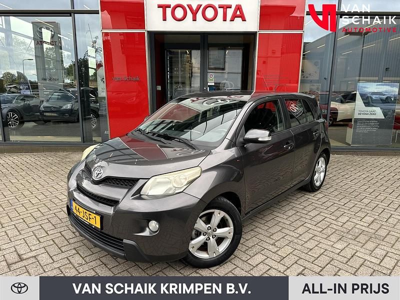Grijs Gebruikt 2009 Toyota Urban Cruiser SUV | € 7.240 (Eerlijke prijs) - Afbeelding 1/4