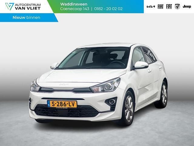 Wit Occasion 2023 Kia Rio Play Hatchback | € 22.950 (Eerlijke prijs) - Afbeelding 1/4