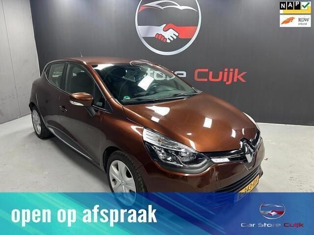 Bruin Gebruikt 2015 Renault Clio IV Authentique Hatchback | € 5.240 (Eerlijke prijs) - Afbeelding 1/4