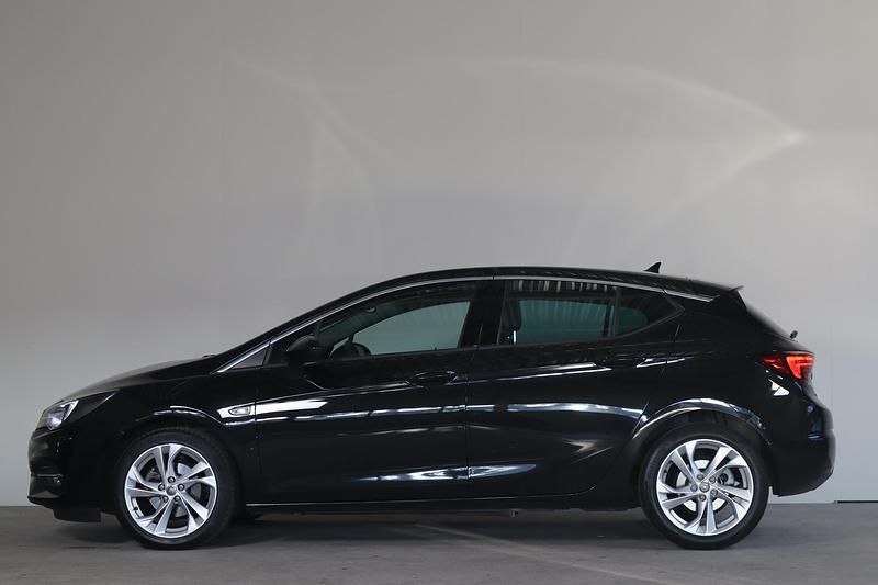 Occasion Opel Astra Elegance 110 PK (80 kW) 2020 Zwart Hatchback