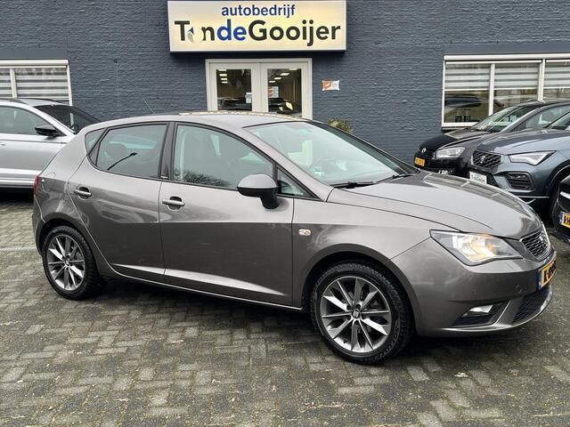 Grijs Gebruikt 2015 Seat Ibiza I-Tech Hatchback | € 10.900 (Iets duurder) - Afbeelding 1/4