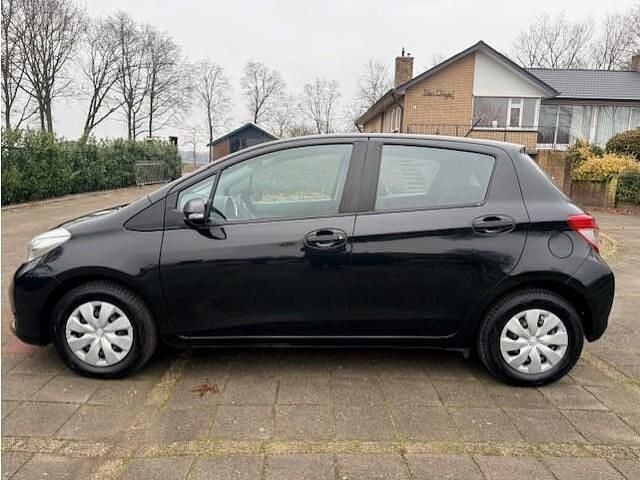 Occasion Toyota Yaris 69 PK (50 kW) 2014 Zwart Hatchback