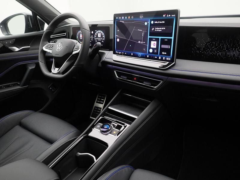 Nieuw VW Tiguan R-line Edition 204 PK (150 kW) 2025 Grijs SUV