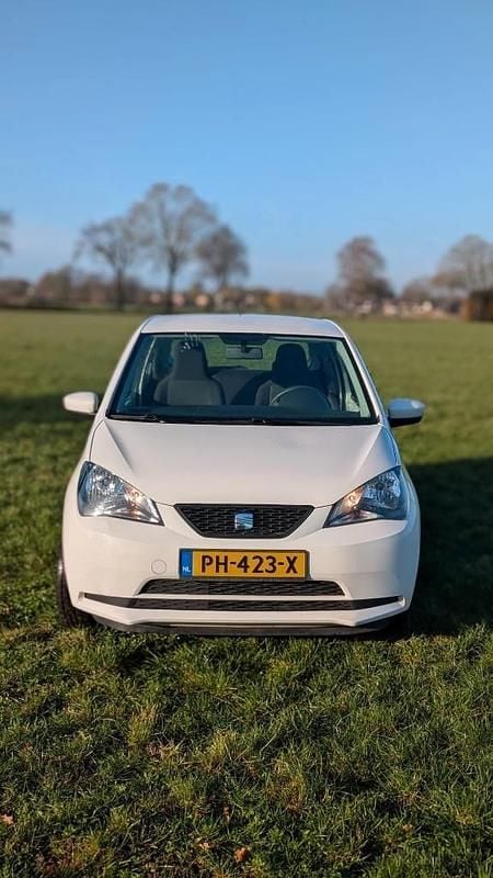 Occasion 2013 Seat Mii Hatchback | € 3.800 (Super prijs) - Afbeelding 1/4