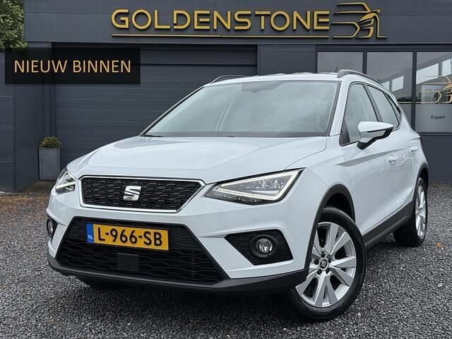 Wit Gebruikt 2019 Seat Arona Business SUV | € 17.449 (Goede deal) - Afbeelding 1/4