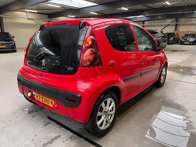 Occasion Peugeot 107 Active 68 PK (50 kW) 2013 Rood Hatchback