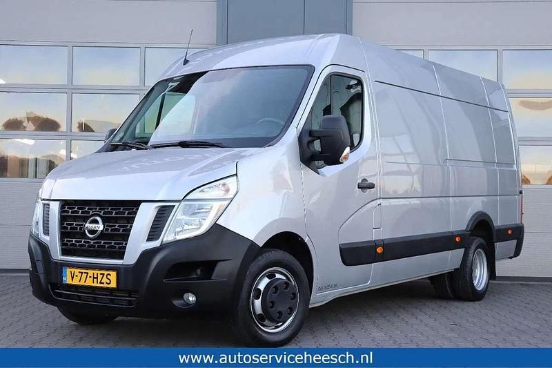Grijs Gebruikt 2019 Nissan NV400 Van | € 17.950 - Afbeelding 1/4