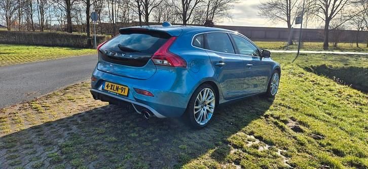 Occasion Volvo V40 190 PK (139 kW) 2014
