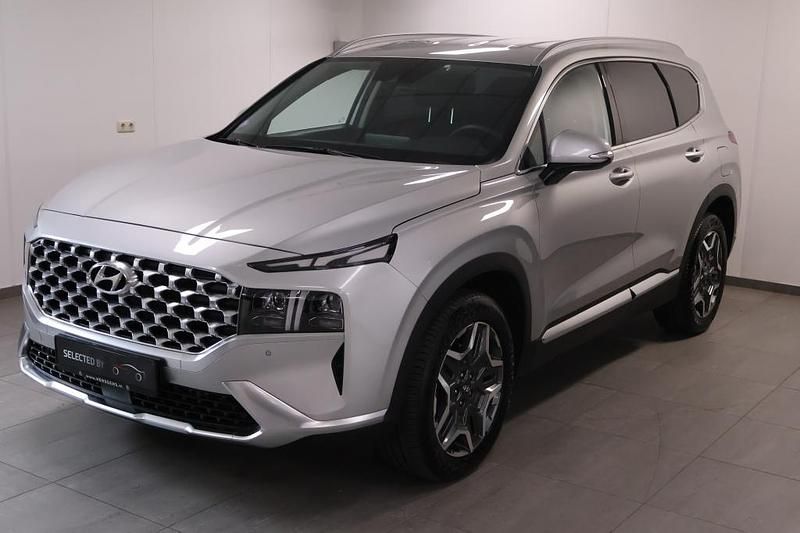 Grijs Gebruikt 2023 Hyundai Santa Fe Premium SUV | € 41.449 (Eerlijke prijs) - Afbeelding 1/4