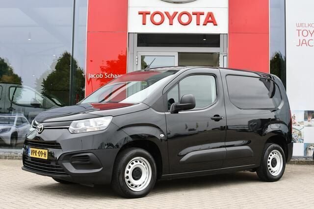 Zwart Gebruikt 2022 Toyota Proace City Van | € 13.699 (Super prijs) - Afbeelding 1/4