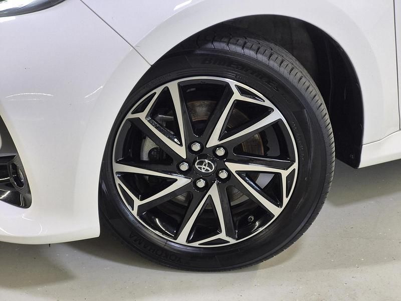 Occasion Toyota Yaris Hybrid 116 PK (85 kW) 2022 Wit Hatchback