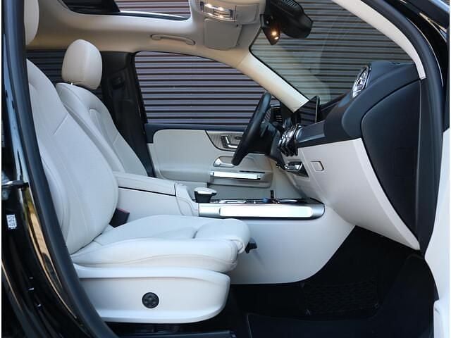 Occasion Mercedes GLB250 225 PK (165 kW) 2020 Zwart SUV