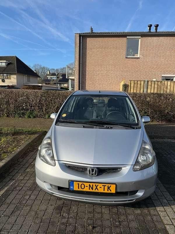Occasion Honda Jazz LS 83 PK (61 kW) 2004 Zilver Hatchback