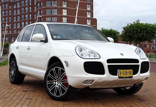 Wit Gebruikt 2003 Porsche Cayenne Turbo SUV | € 18.950 (Eerlijke prijs) - Afbeelding 1/4