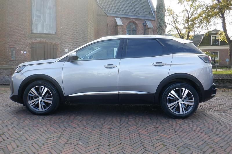Occasion Peugeot 3008 Allure 131 PK (96 kW) 2021 Zilver SUV