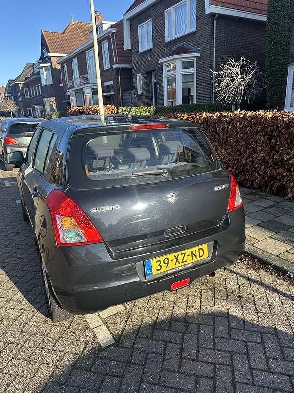 Occasion Suzuki Swift 92 PK (67 kW) 2007 Zwart Hatchback