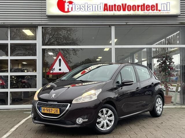 Bruin Gebruikt 2012 Peugeot 208 Allure Hatchback | € 3.749 (Eerlijke prijs) - Afbeelding 1/4