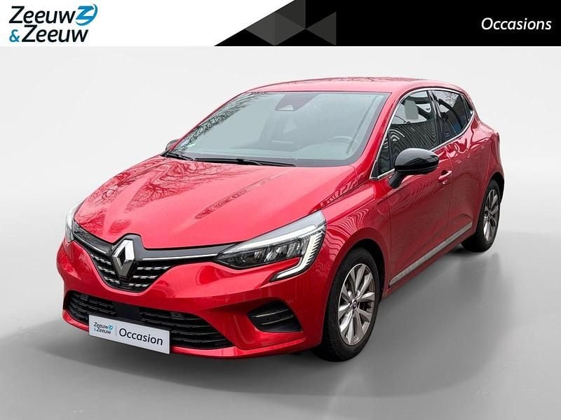 Rood Occasion 2023 Renault Clio V Intens Hatchback | € 14.435 (Super prijs) - Afbeelding 1/4