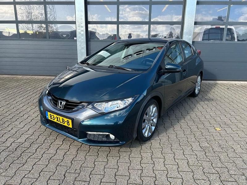 Groen Gebruikt 2012 Honda Civic Comfort Hatchback | € 9.835 (Eerlijke prijs) - Afbeelding 1/4