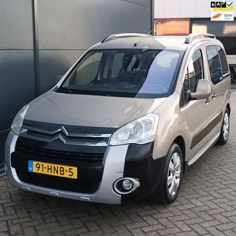 Beige Gebruikt 2009 Citroën Berlingo XTR MPV | € 3.795 (Goede deal) - Afbeelding 1/4