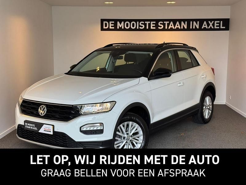 Wit Gebruikt 2019 VW T-Roc Style SUV | € 21.950 (Goede deal) - Afbeelding 1/3
