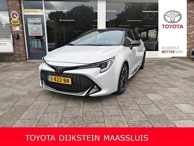 Grijs Gebruikt 2022 Toyota Corolla Sport Hatchback | € 26.950 (Eerlijke prijs) - Afbeelding 1/4