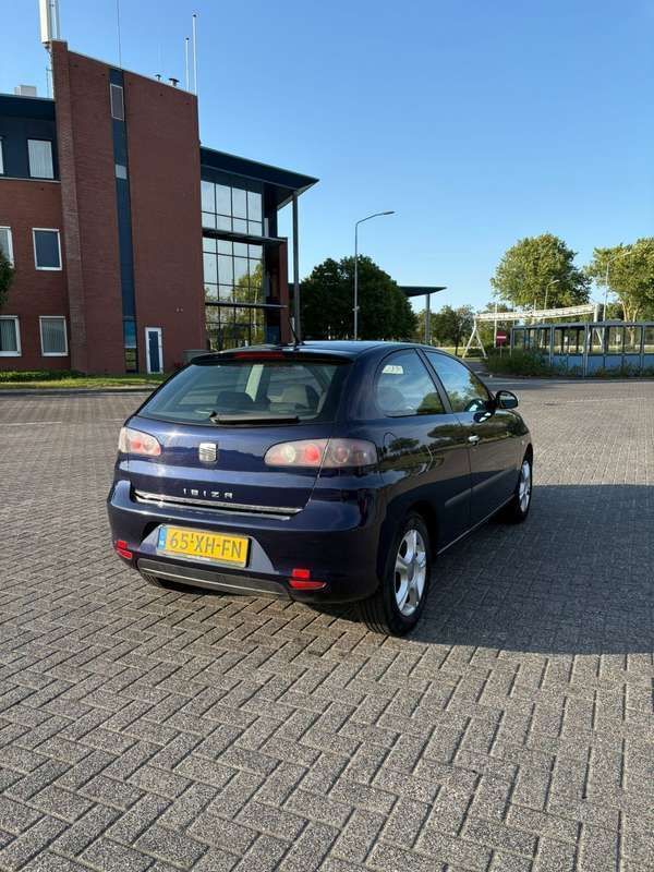 Blauw Gebruikt 2007 Seat Ibiza Hatchback | € 1.499 (Eerlijke prijs) - Afbeelding 1/4