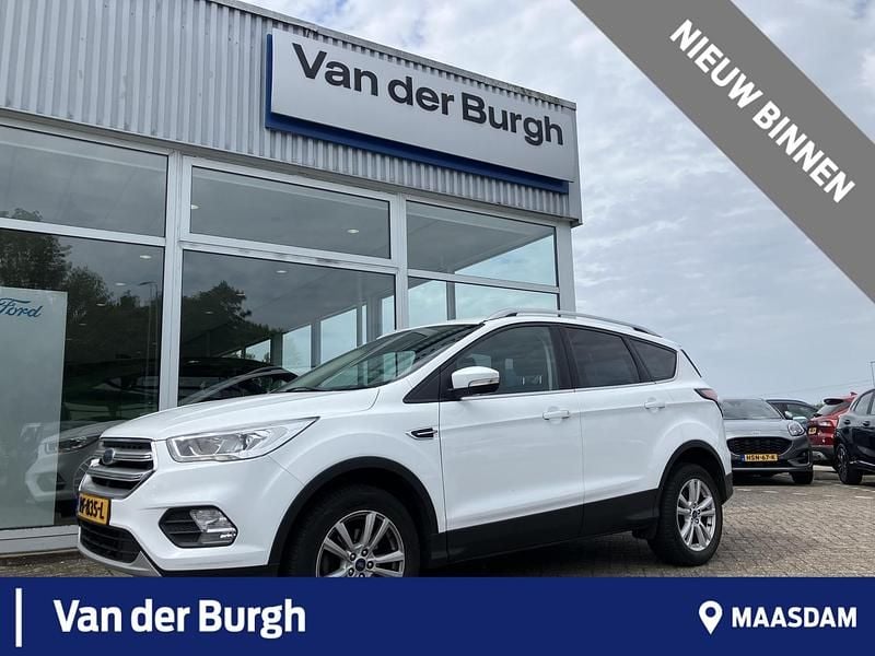 Wit Gebruikt 2017 Ford Kuga Trend SUV | € 14.990 (Goede deal) - Afbeelding 1/4