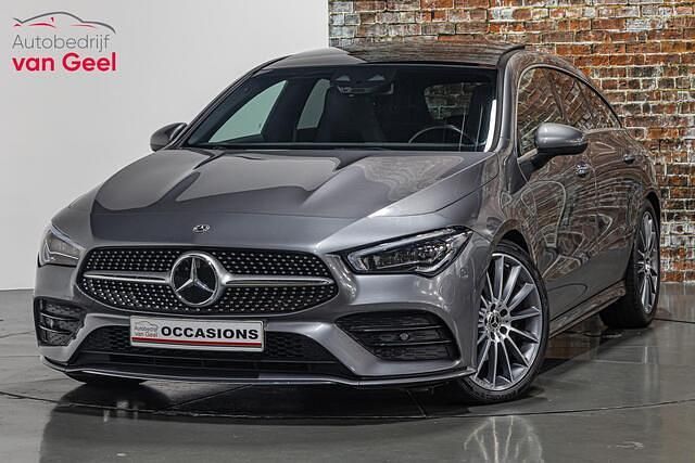 Grijs Gebruikt 2020 Mercedes CLA180 Shooting Brake Premium Plus Stationwagen | € 25.395 (Eerlijke prijs) - Afbeelding 1/4