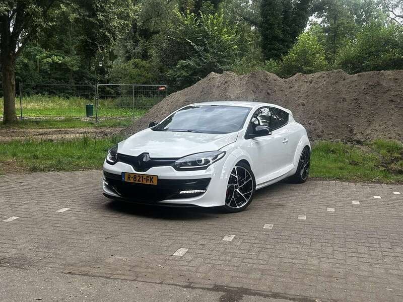 Wit Gebruikt 2014 Renault Mégane Coupé R.S. Coupé | € 20.500 - Afbeelding 1/4
