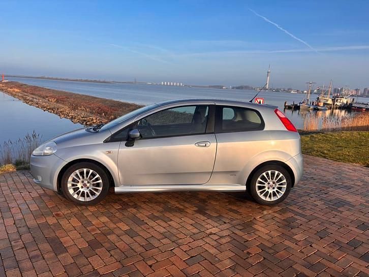 Occasion 2006 Fiat Punto | € 1.450 (Eerlijke prijs) - Afbeelding 1/4