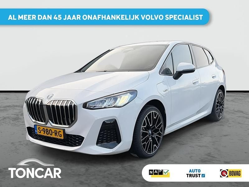 Wit Occasion 2023 BMW 230 Stationwagen | € 36.585 (Eerlijke prijs) - Afbeelding 1/4