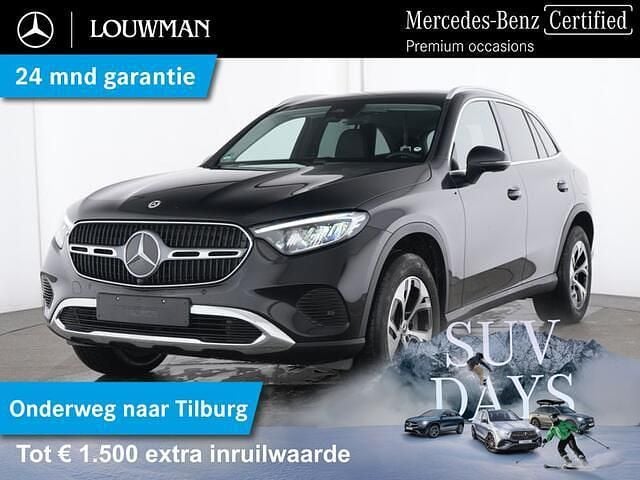 Donker obsidiaanzwart metallic Gebruikt 2025 Mercedes GLC300 SUV | € 63.750 (Super prijs) - Afbeelding 1/4