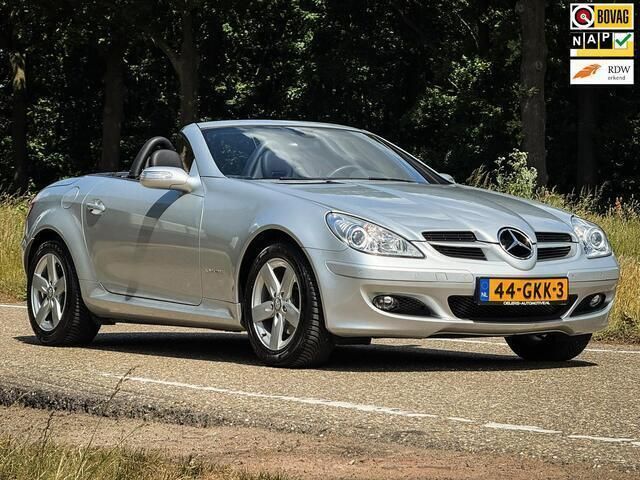 Grijs Gebruikt 2008 Mercedes SLK200 Cabriolet | € 14.899 (Eerlijke prijs) - Afbeelding 1/4