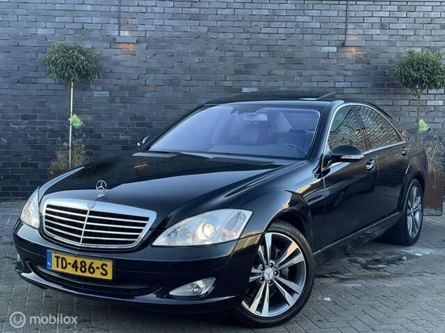 Zwart Gebruikt 2007 Mercedes S350 Prestige Sedan | € 13.995 (Eerlijke prijs) - Afbeelding 1/4