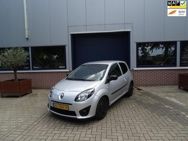 Grijs Gebruikt 2012 Renault Twingo Collection Hatchback | € 2.750 - Afbeelding 1/4