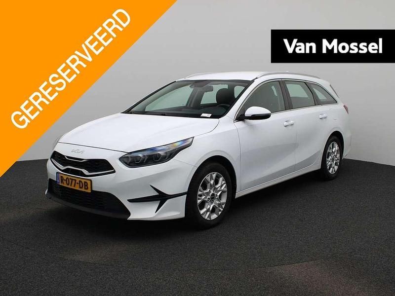 Wit Gebruikt 2022 Kia Ceed Sportswagon Stationwagen | € 16.900 (Eerlijke prijs) - Afbeelding 1/4