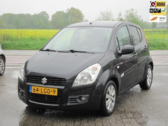 Zwart Gebruikt 2010 Suzuki Splash Exclusive Hatchback | € 4.950 (Eerlijke prijs) - Afbeelding 1/4