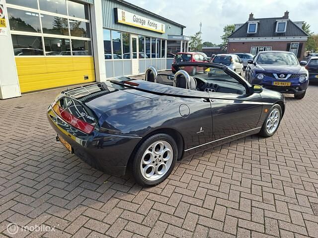 Occasion Alfa Romeo Spider 150 PK (110 kW) 2001 Zwart Cabriolet